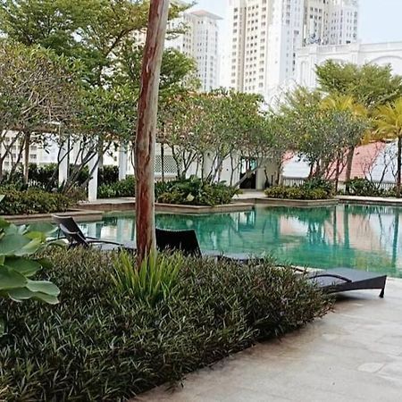 Straits Quay Marina Suites Penang 3E By Aurorahomes Bagan Jermal Extérieur photo