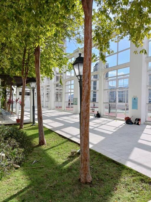 Straits Quay Marina Suites Penang 3E By Aurorahomes Bagan Jermal Extérieur photo