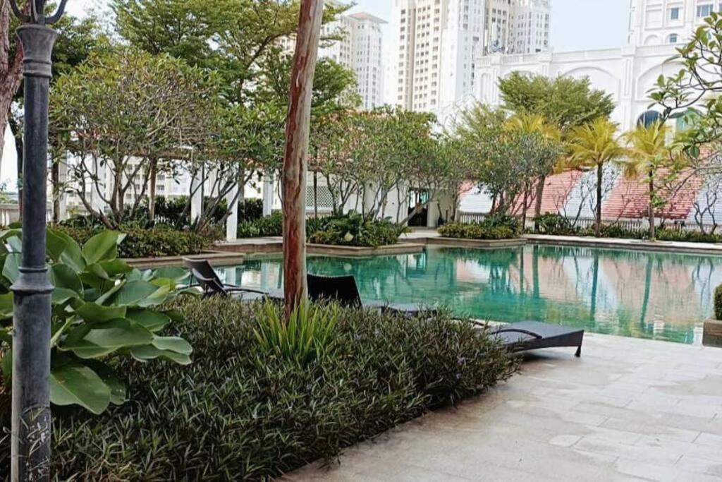Straits Quay Marina Suites Penang 3E By Aurorahomes Bagan Jermal Extérieur photo
